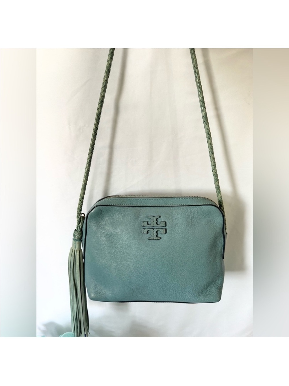 Tory Burch Taylor Camera Bag in Cloud Blue EUC - Picture 3 of 8